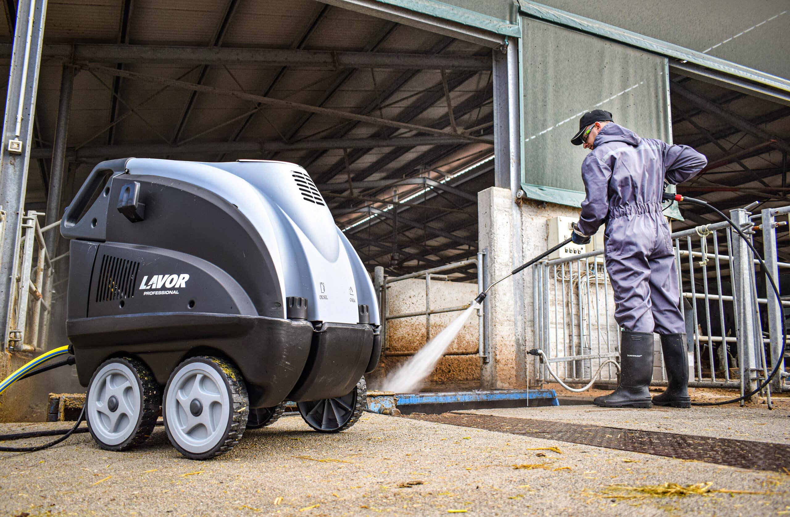 Lavor LKX 1310 LP Professional Hot Water Pressure Washer - Image 6