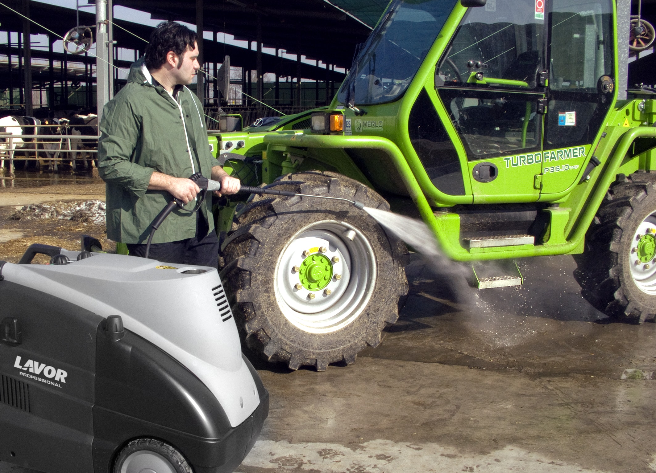Lavor TEKNA Professional Hot Water Pressure Washer - Image 4