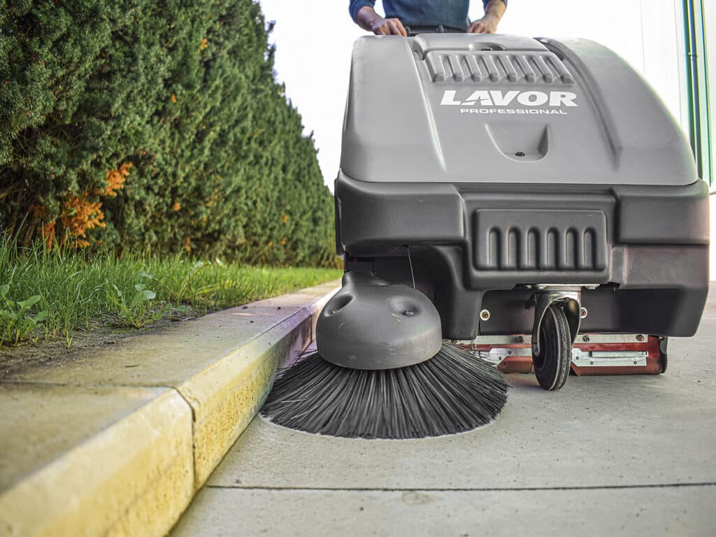 floor sweeper for industrial use from west country